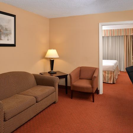 Holiday Inn Martinsburg By Ihg Kamer foto