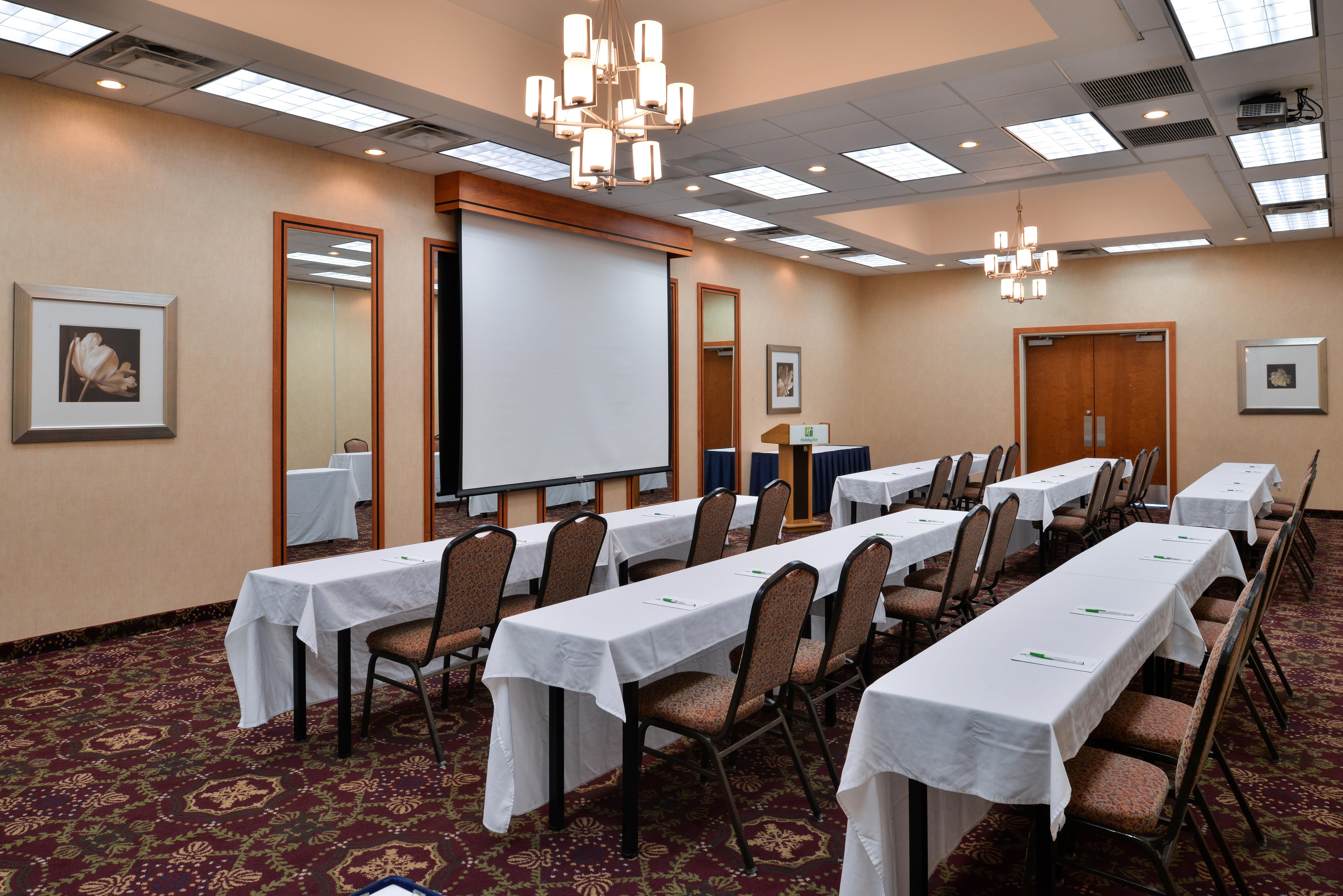 Holiday Inn Martinsburg By Ihg Buitenkant foto
