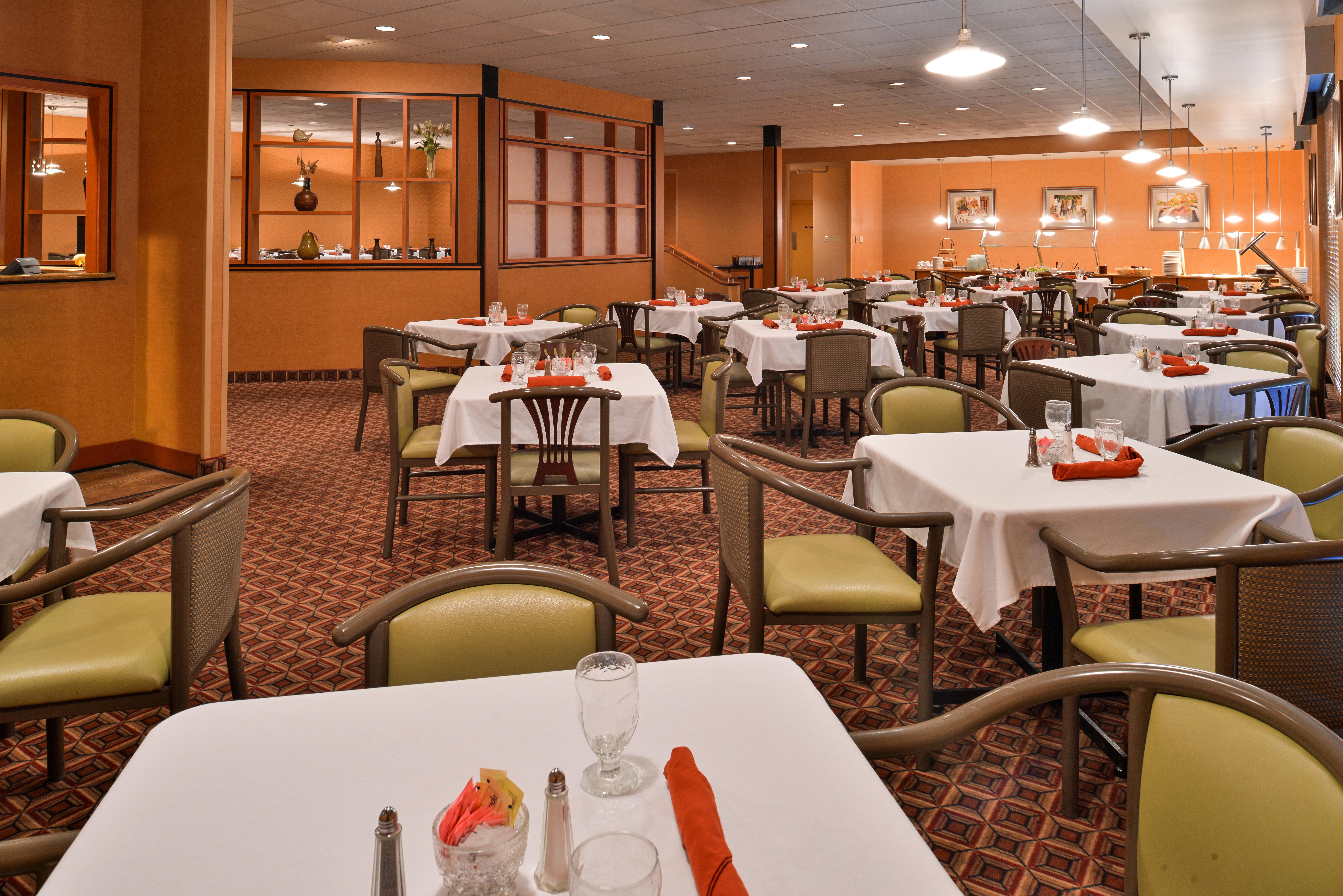 Holiday Inn Martinsburg By Ihg Buitenkant foto