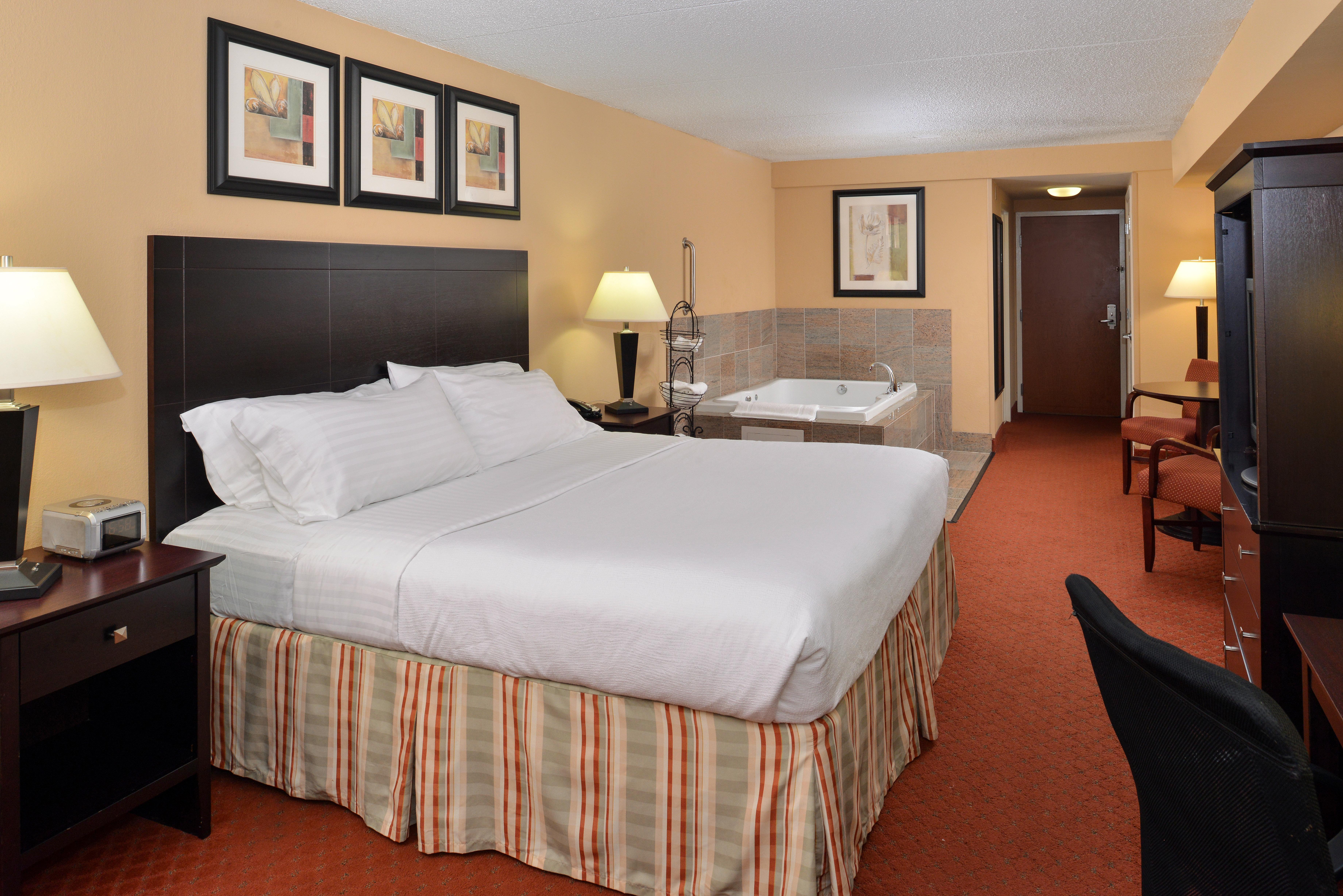 Holiday Inn Martinsburg By Ihg Buitenkant foto