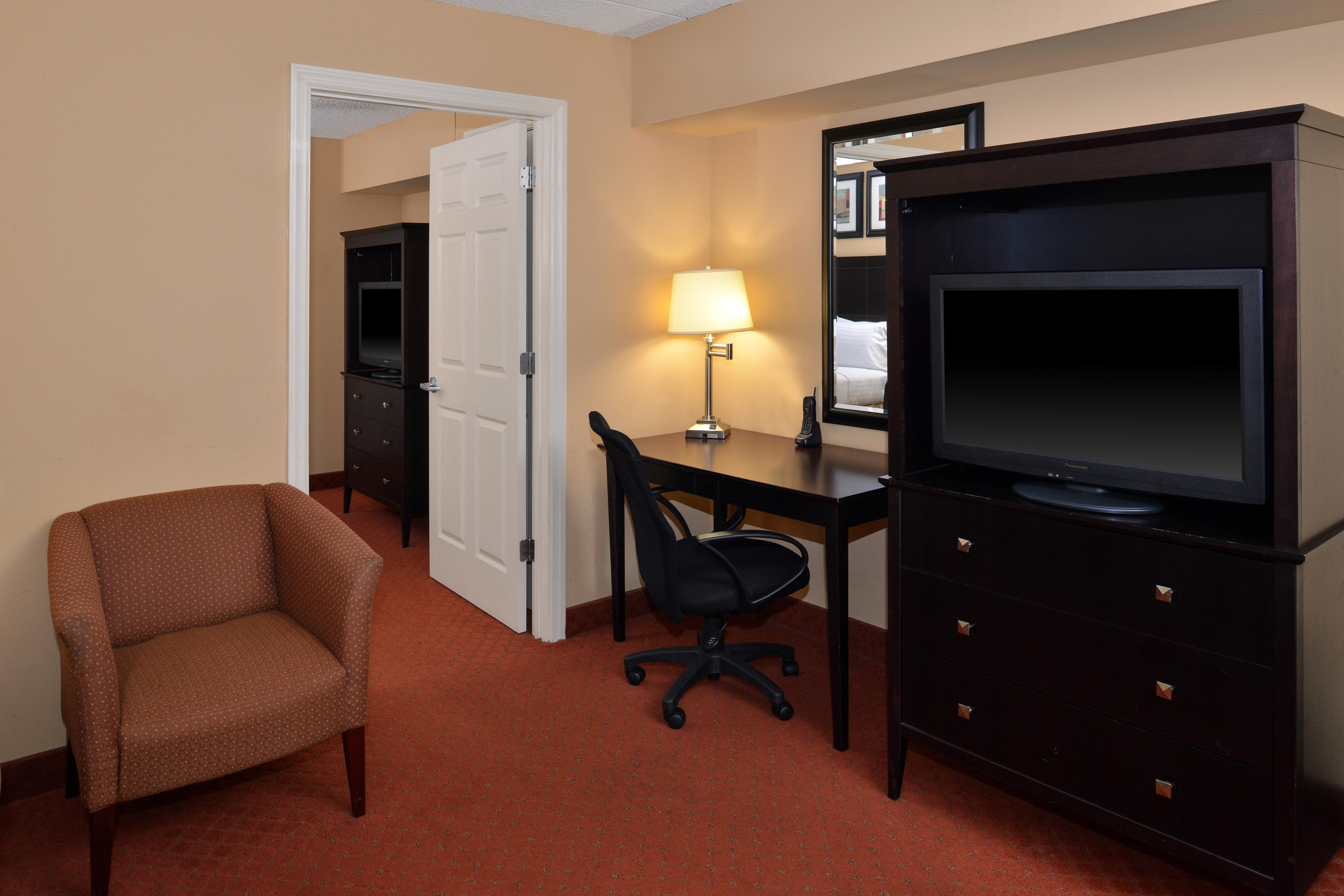 Holiday Inn Martinsburg By Ihg Buitenkant foto