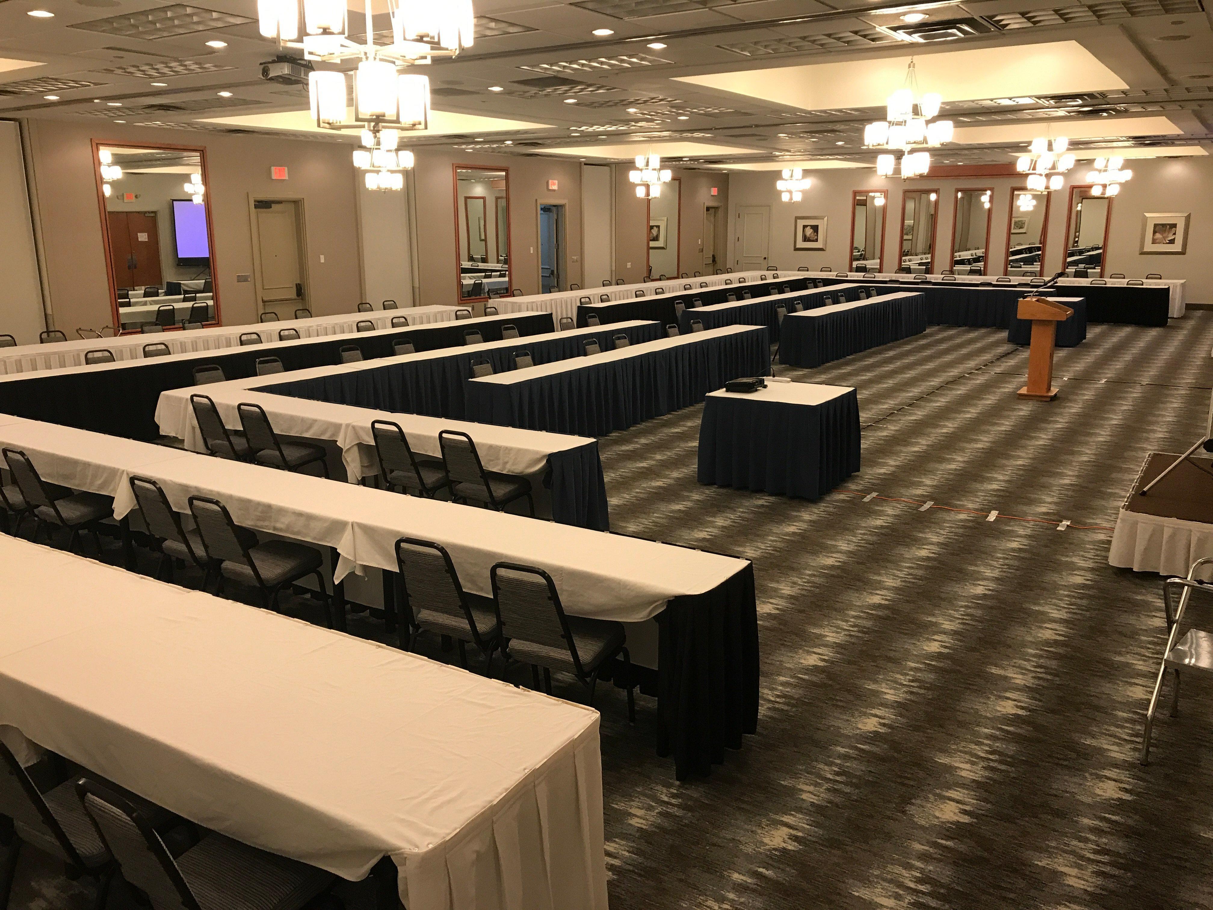 Holiday Inn Martinsburg By Ihg Buitenkant foto
