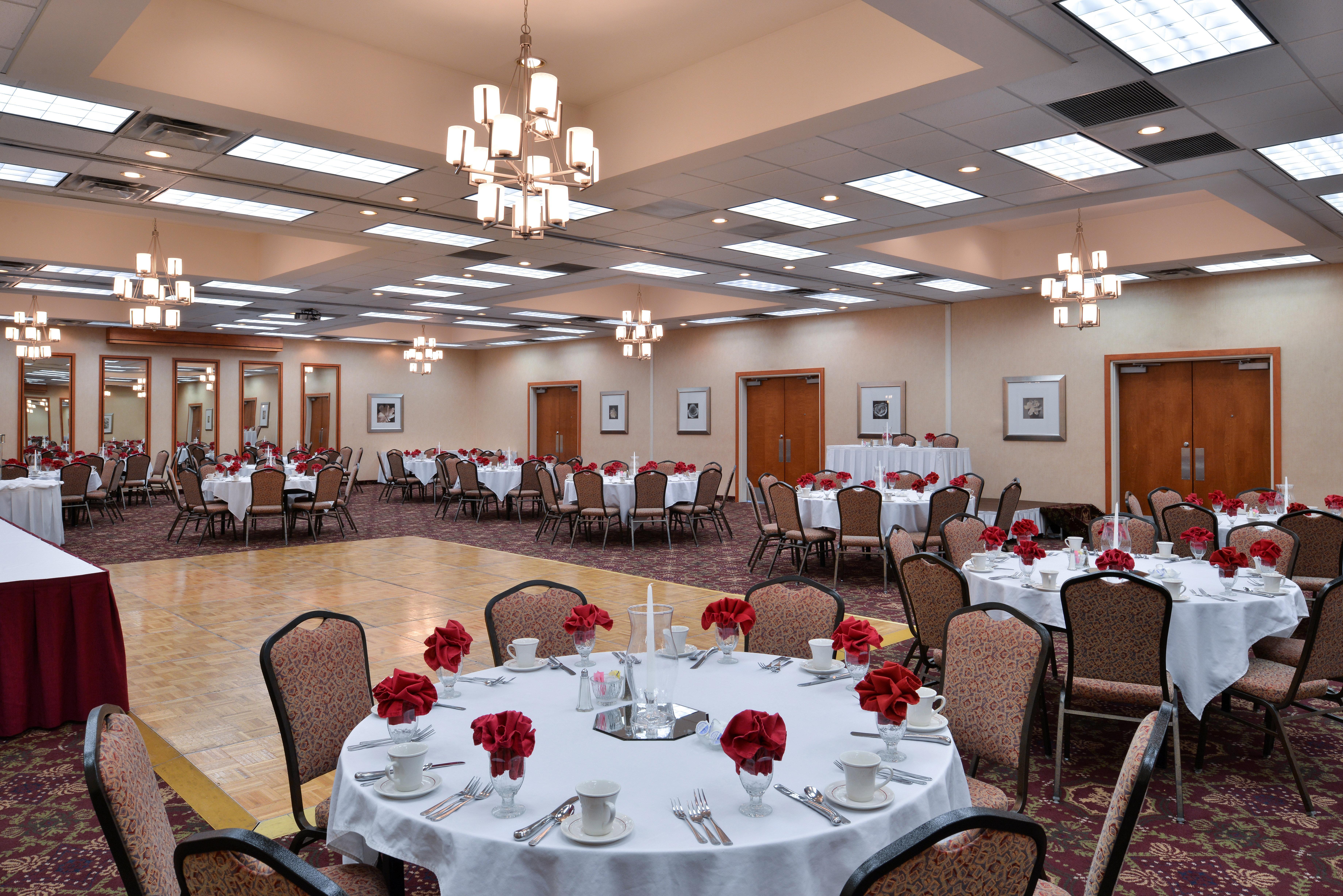 Holiday Inn Martinsburg By Ihg Buitenkant foto