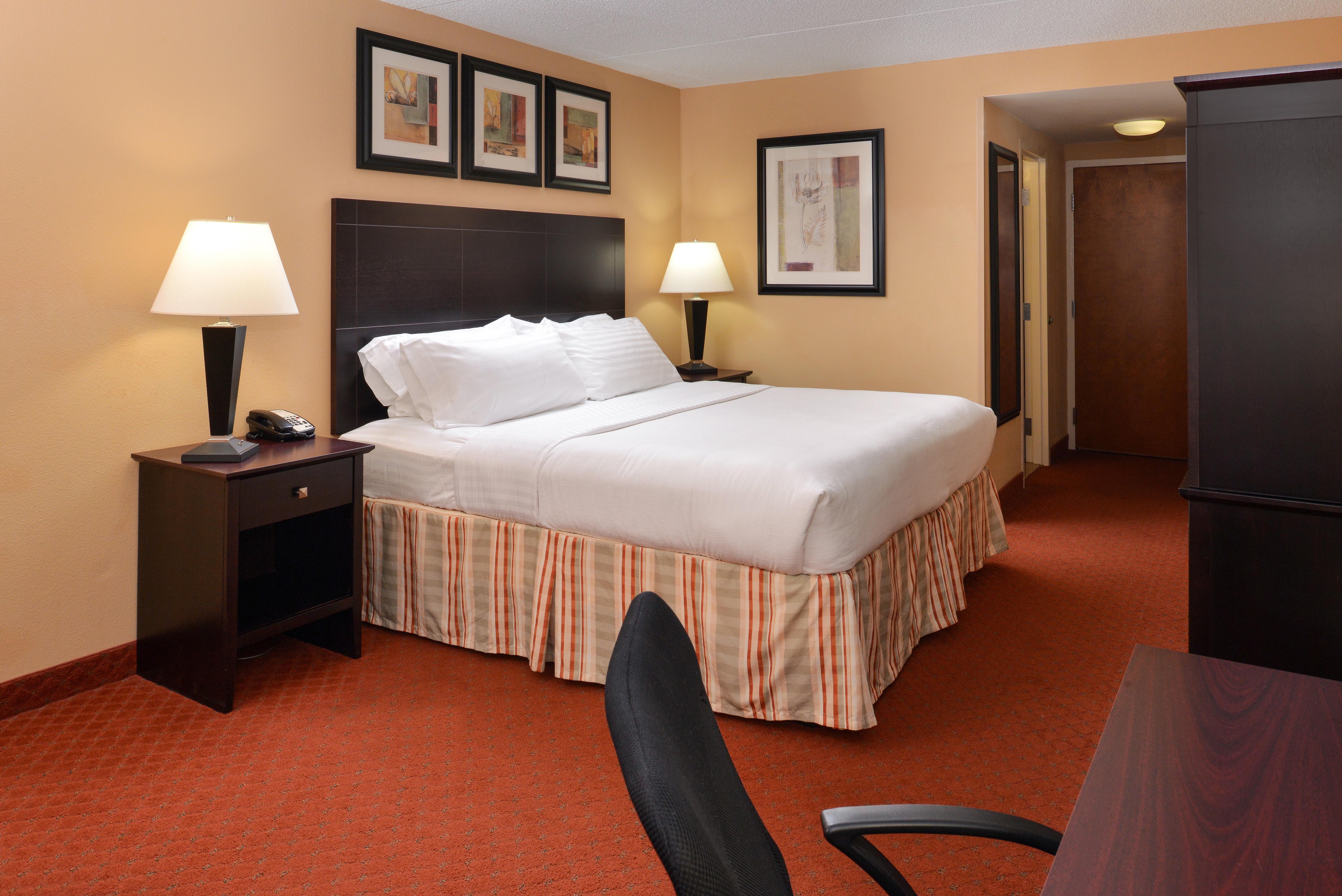 Holiday Inn Martinsburg By Ihg Buitenkant foto