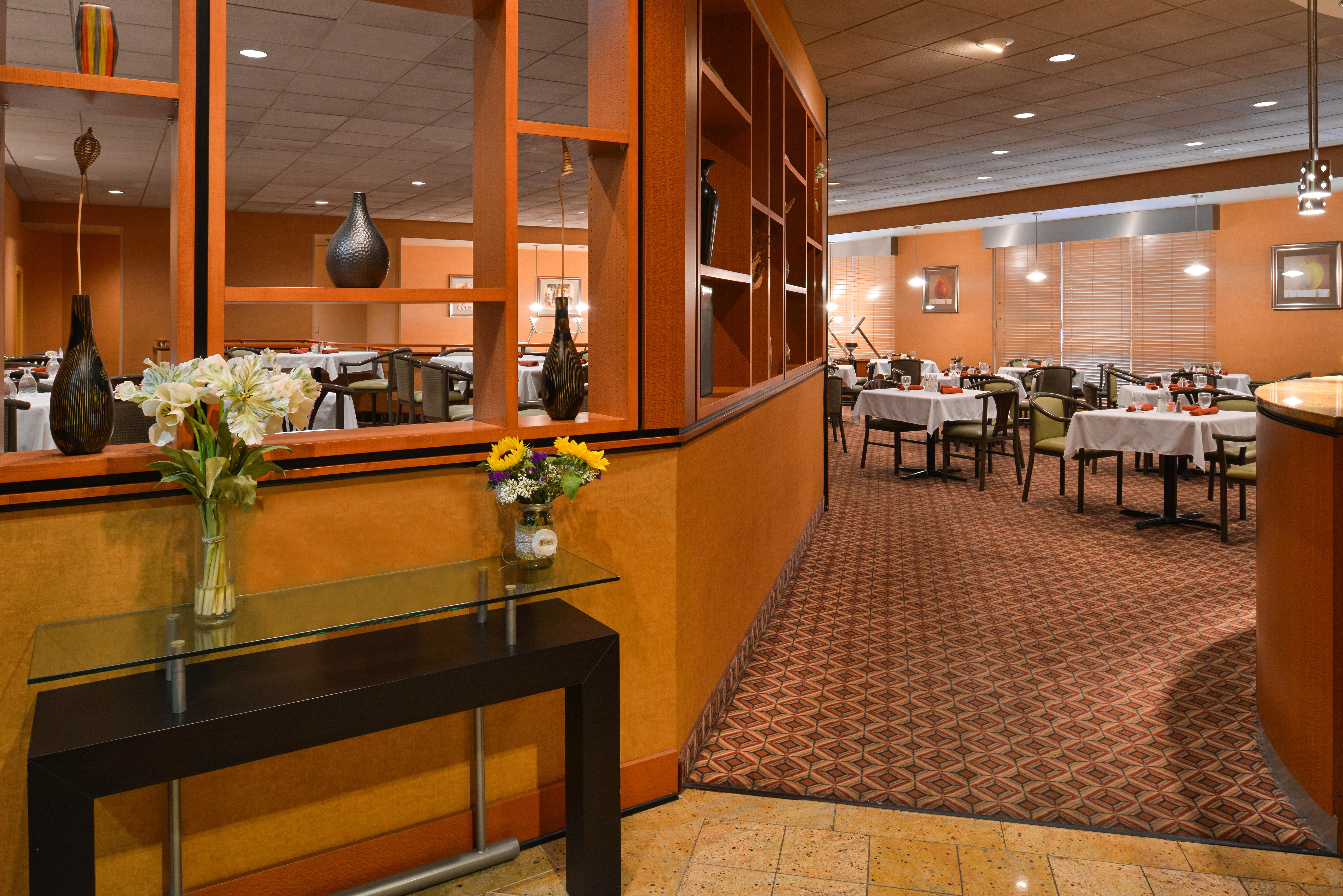 Holiday Inn Martinsburg By Ihg Buitenkant foto